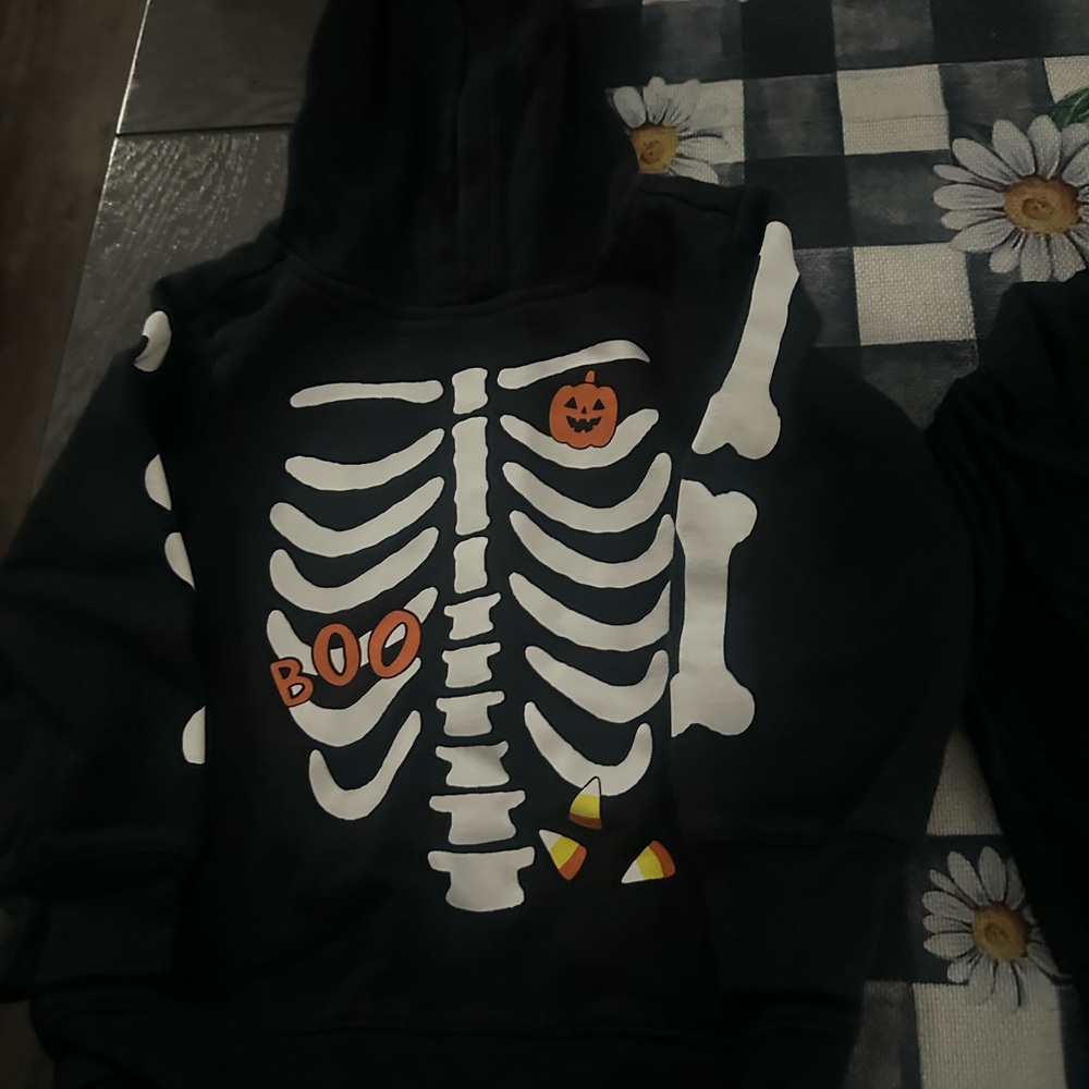 Lot of 2 toddler boys Carters Halloween oufits 2t - Picture 4 of 7